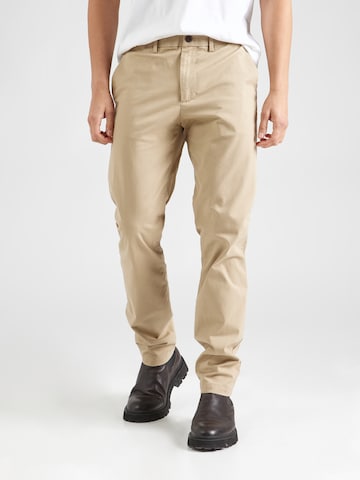 Slimfit Pantaloni de la GAP pe verde: față