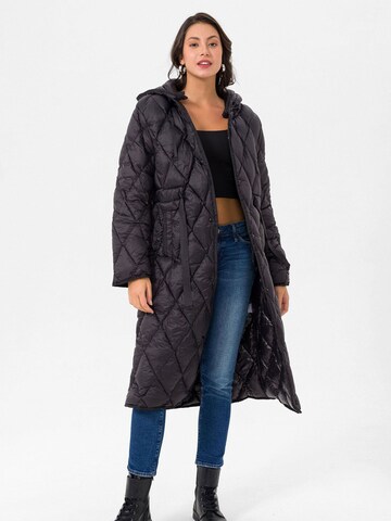 Manteau d’hiver Daniel Hills en noir