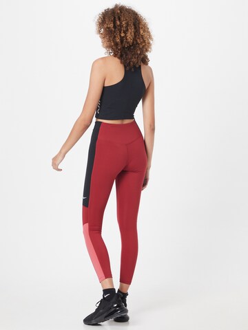 NIKE Skinny Športne hlače | rdeča barva