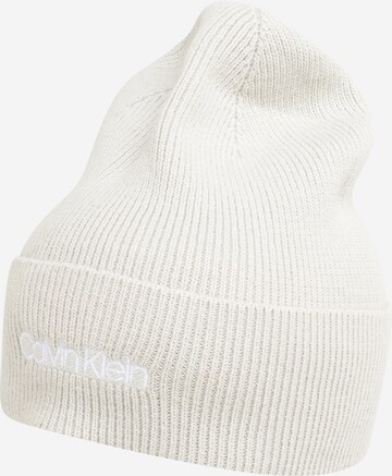 Calvin Klein Beanie in Grey: front