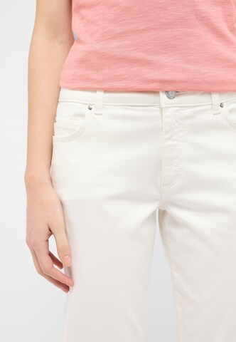 MUSTANG Slimfit Hose 'Crosby' in Weiß