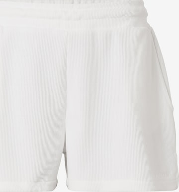 regular Pantaloni 'Noli' di Pegador in bianco: frontale