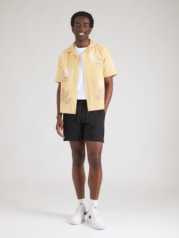 Regular Pantalon Abercrombie & Fitch en noir