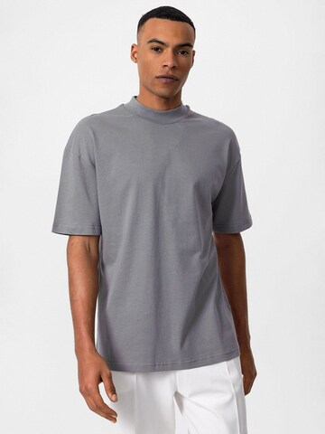 T-Shirt 'Ivan' Antioch en gris : devant