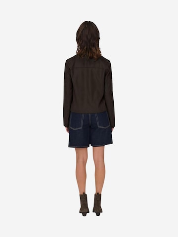 Giacca invernale 'JDYNICO FAUX SUEDE JACKET OTW SGO NOOS 15355087' di Jaqueline de Yong in marrone