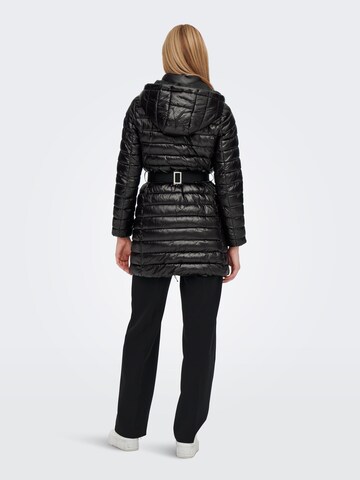 Manteau d’hiver 'SCARLETT' ONLY en noir