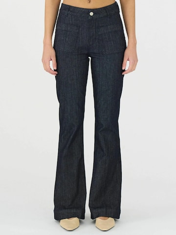 Ivy Copenhagen Flared Jeans ' Ann ' i blå: forside