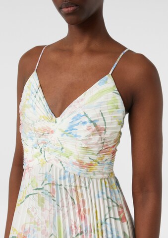 Robe COMMA en blanc
