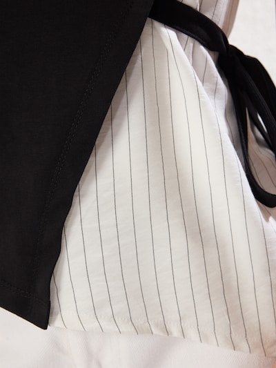 Trendyol Blouse in de kleur Zwart / Wit, Productweergave