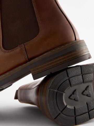 Boots chelsea di Next in marrone