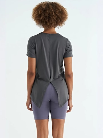 T-shirt Tommy Life en gris