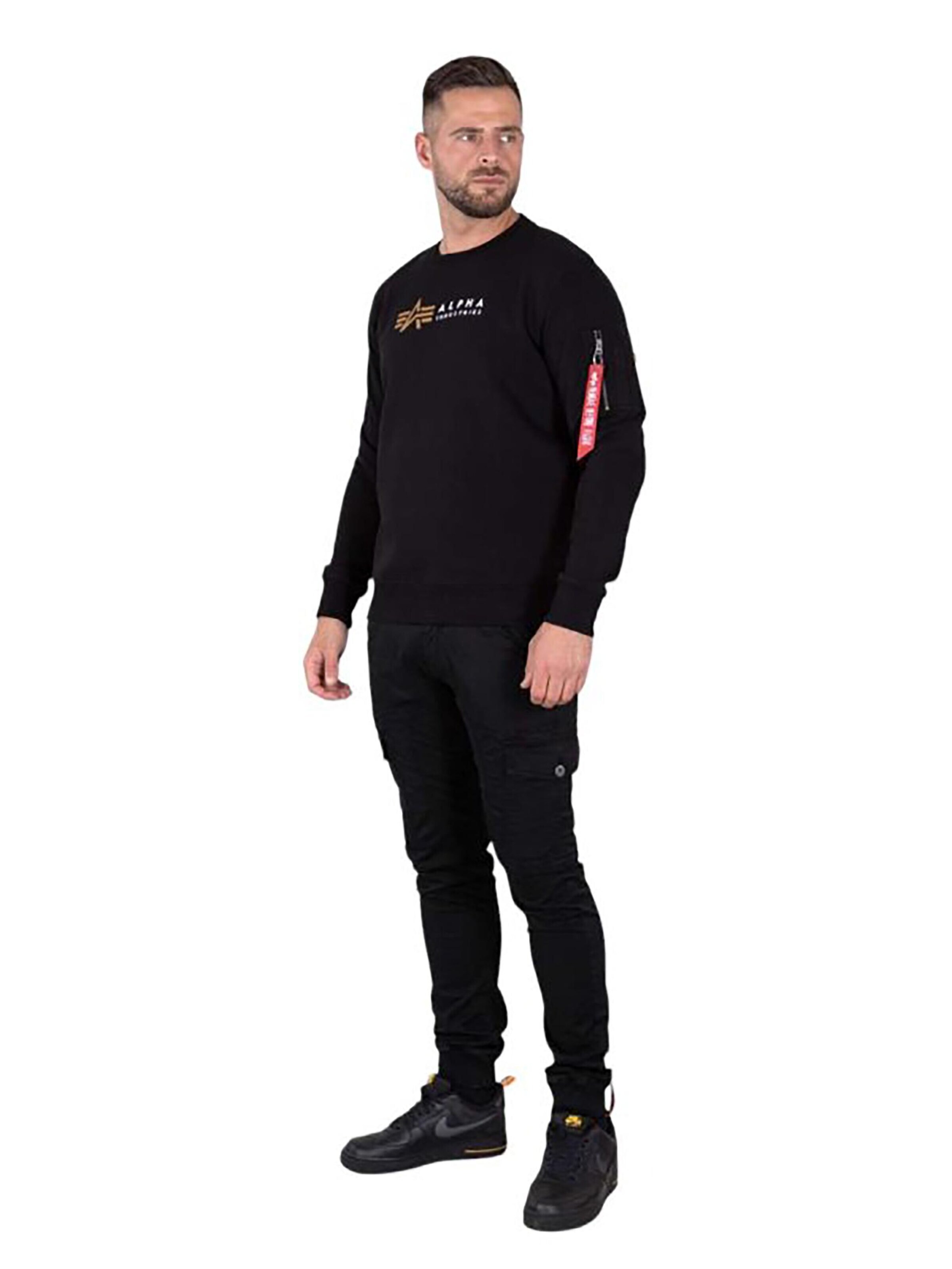 ALPHA INDUSTRIES Sweatshirt in Schwarz