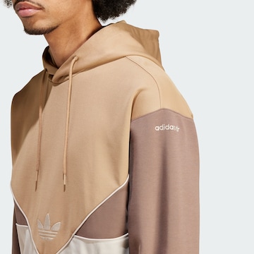 ADIDAS ORIGINALS Sweatshirt 'Adicolor Cutline' in Bruin