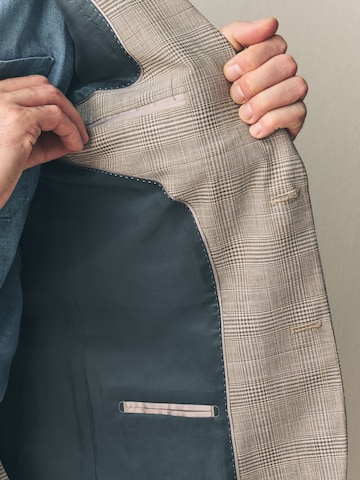 Coupe regular Veste de costume Next en beige