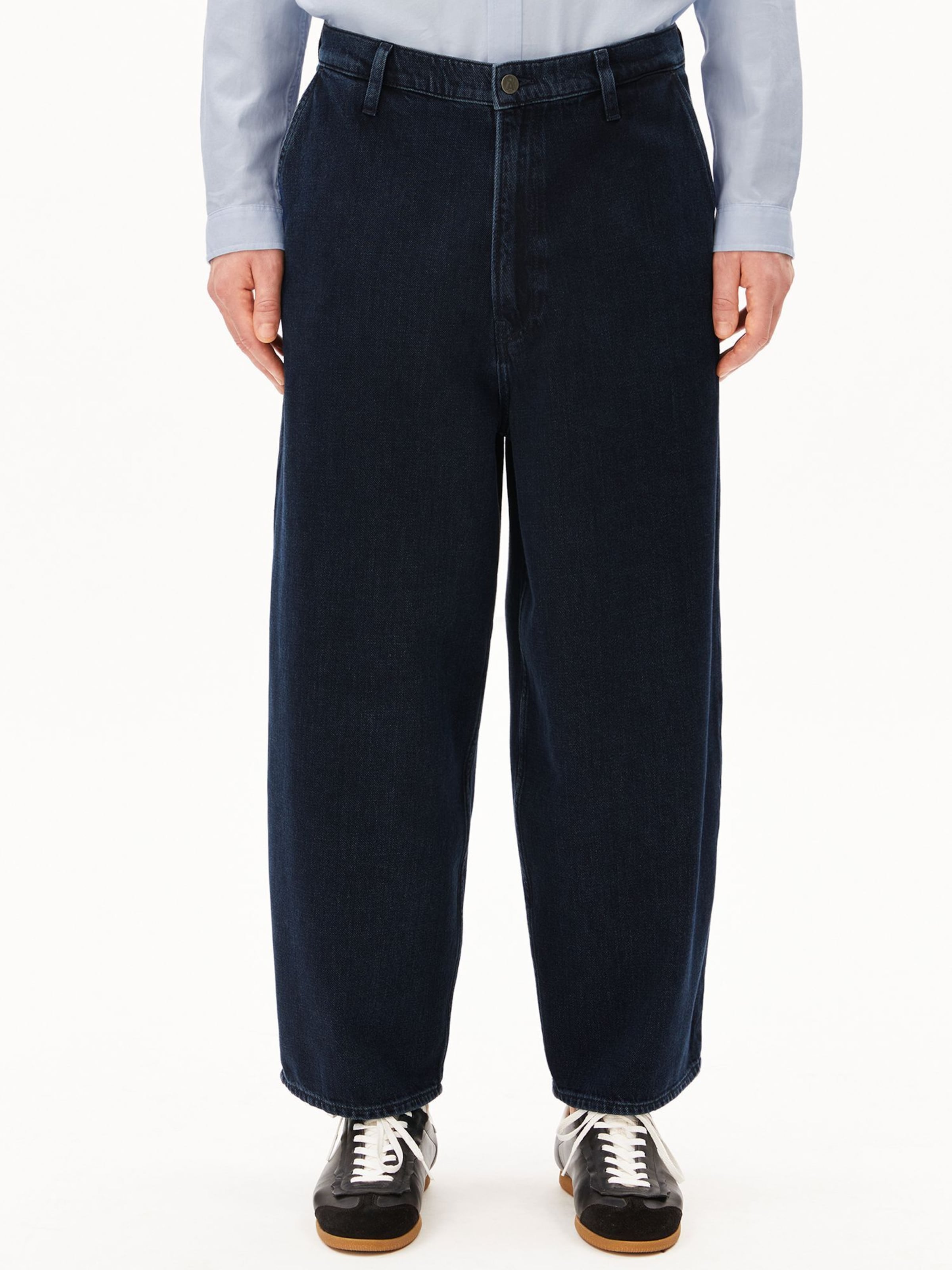 ARMEDANGELS Loose fit Jeans in Blue: front