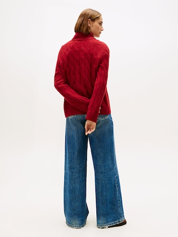 TOMMY HILFIGER Sweater in Red
