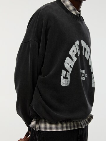 Felpa di Pull&Bear in nero