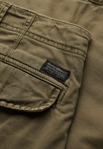 Superdry Regular Chino 'Utility ' in Groen