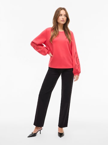 VILA Sweatshirt 'VISandy' in Rot
