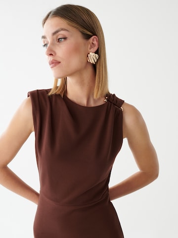 Robe de soirée 'LEXIE ' BWLDR en marron