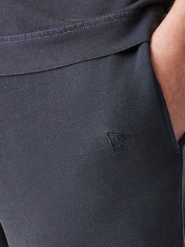 NEW ERA Свободный крой Штаны в Черный