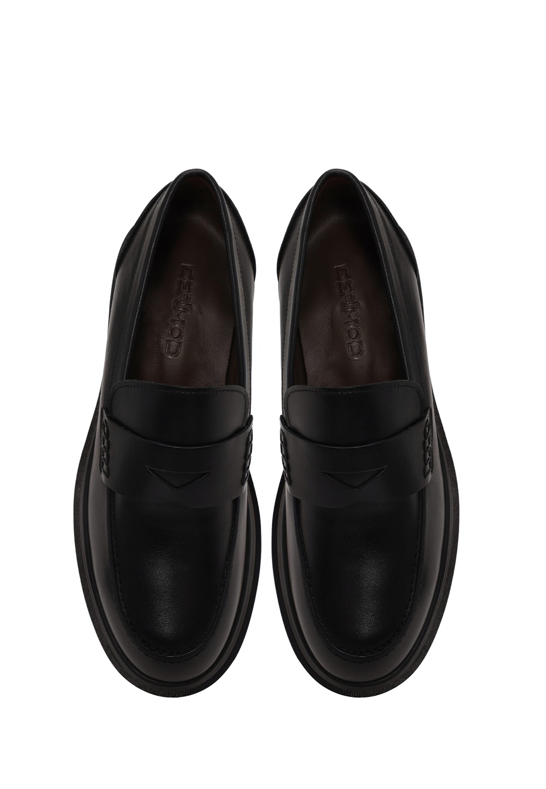 Derimod Classic Flats in Black
