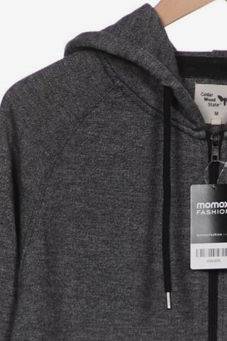 Cedar Wood State Sweatshirt & Zip-Up Hoodie in M in Grey