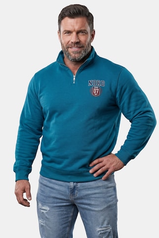 Men Plus Sweatshirt in Blue