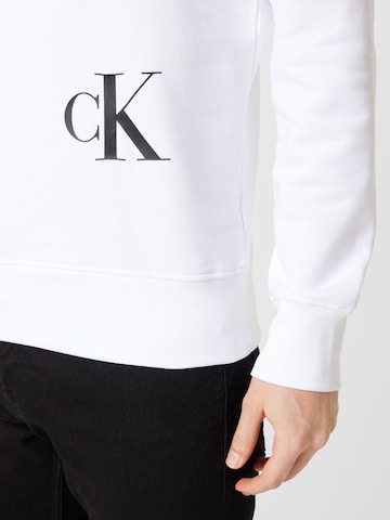 Calvin Klein Jeans - Sudadera en blanco