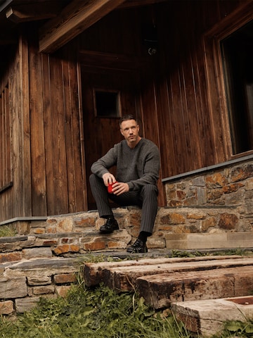 DAN FOX APPAREL Sweater 'Devin' in Grey