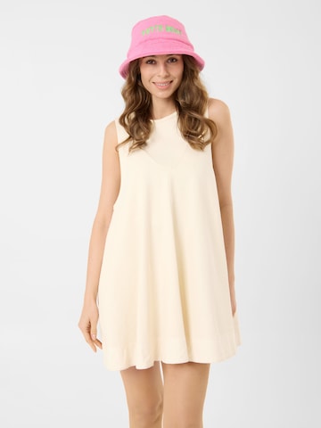 Chapeaux CODELLO en rose : devant