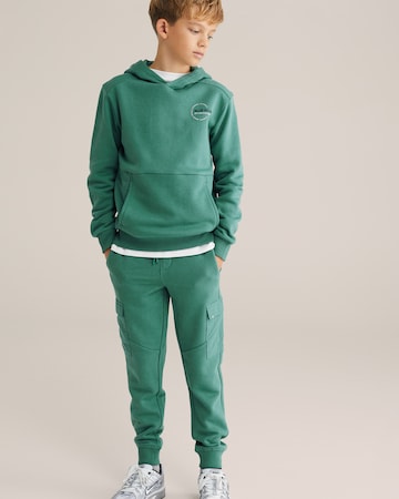 WE Fashion Regular Панталон в зелено