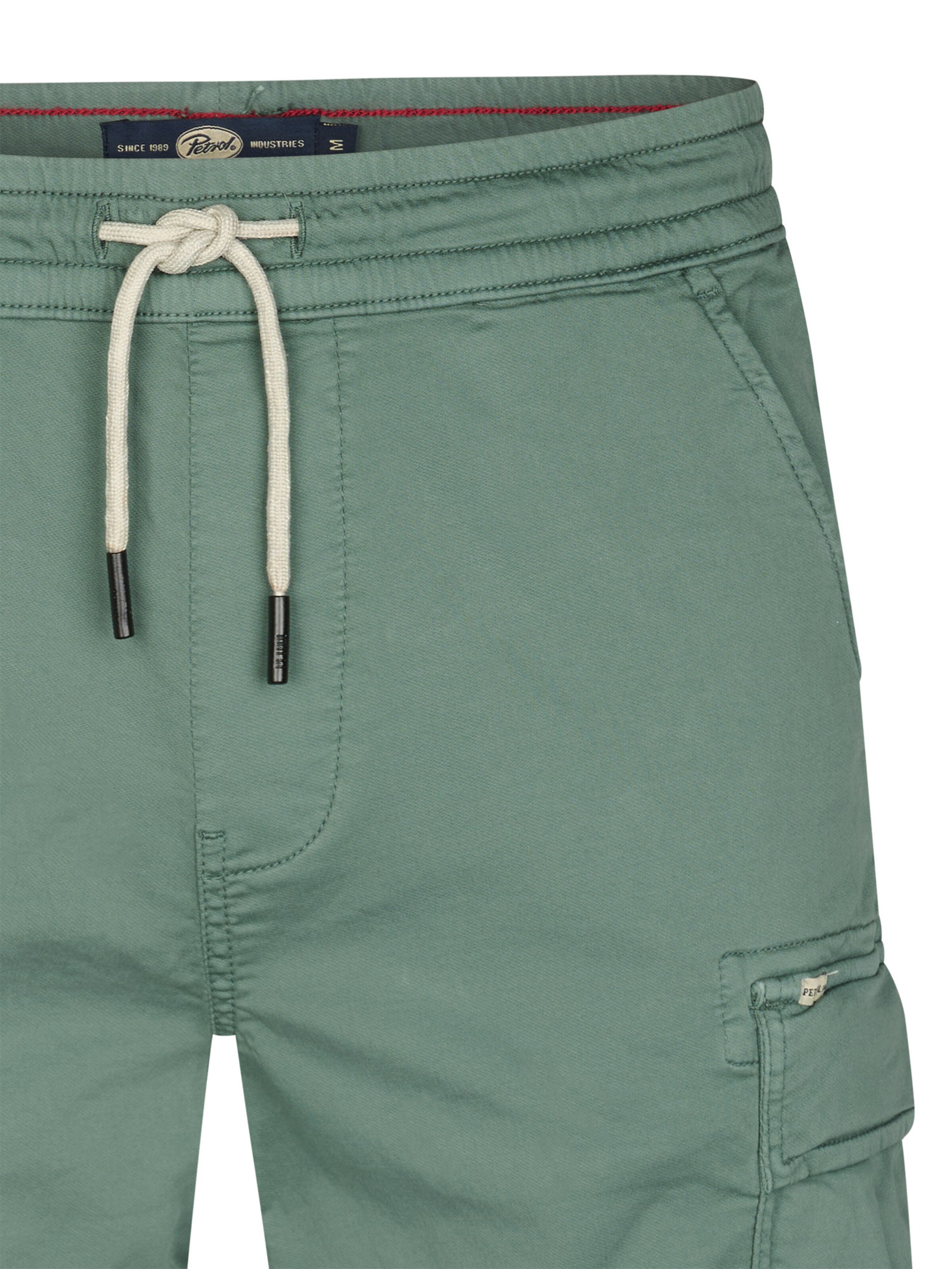 Petrol Industries - regular Pantalón cargo en verde