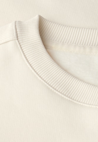 STREET ONE Sweatshirt in Beige