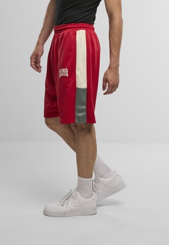 Regular Pantaloni 'Drap' de la Ecko Unlimited pe roșu