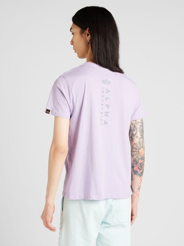 T-Shirt ALPHA INDUSTRIES en violet : devant