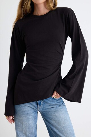 Tricou de la Trendyol pe negru