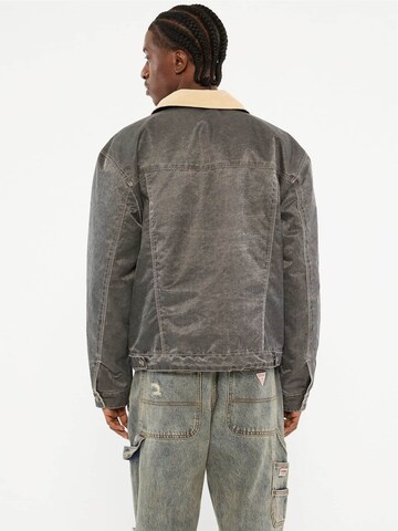 GUESS Jacke in Schwarz