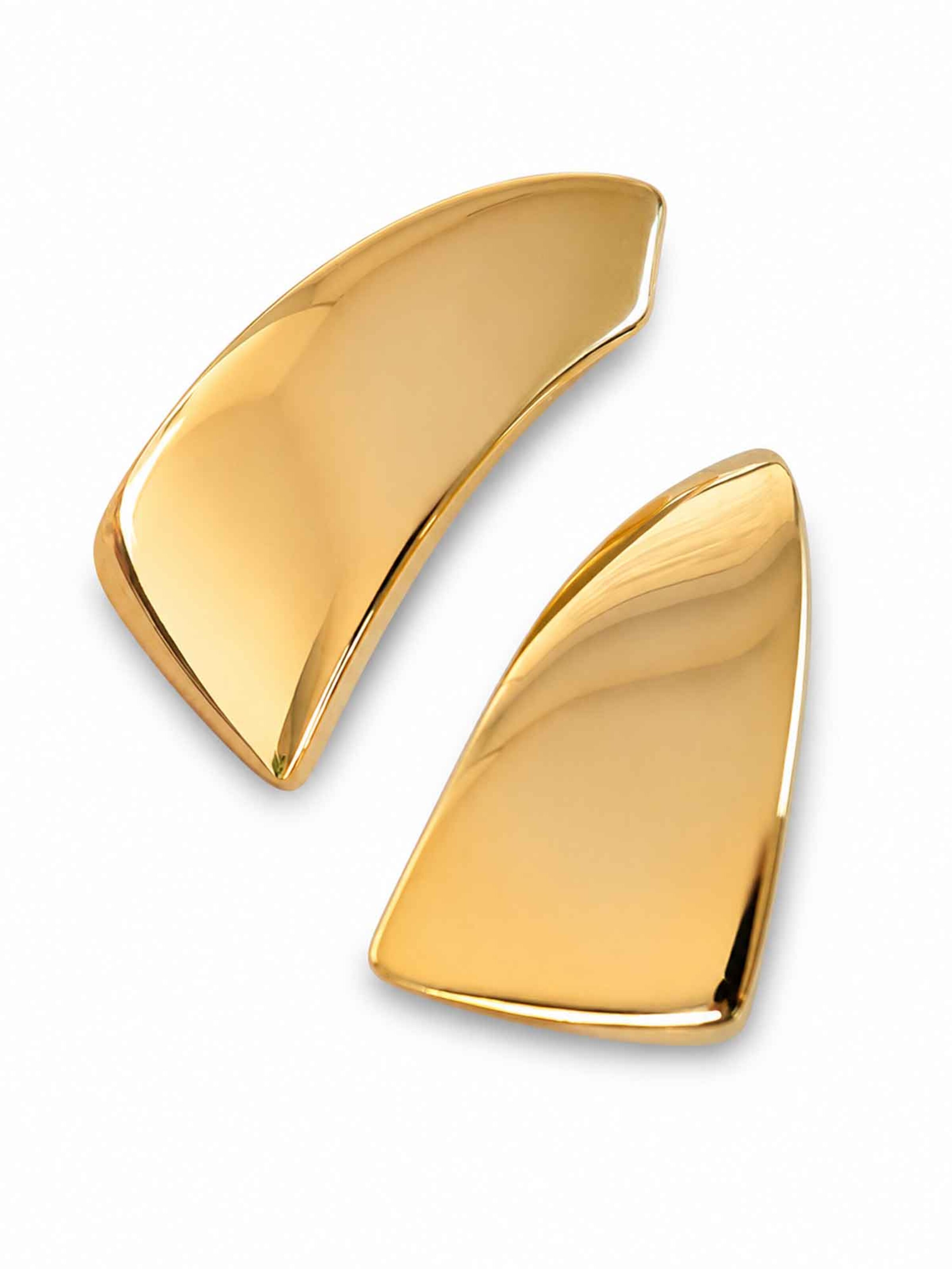 RteRme Oorbellen 'Pavina Earrings' in One Size in de kleur Goud, Productweergave