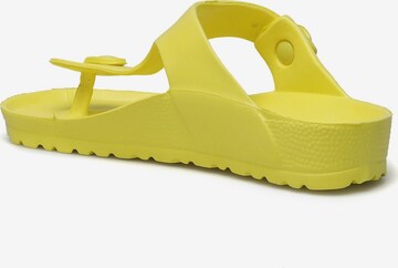 Lumberjack T-Bar Sandals 'HOLIDAY' in Yellow