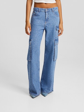 Bershka Wide leg Cargojeans in Blauw: voorkant