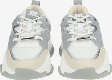STEVE MADDEN Sneakers in Grey