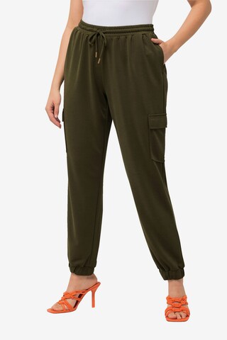 Ulla Popken - Loosefit Pantalón en verde: frente