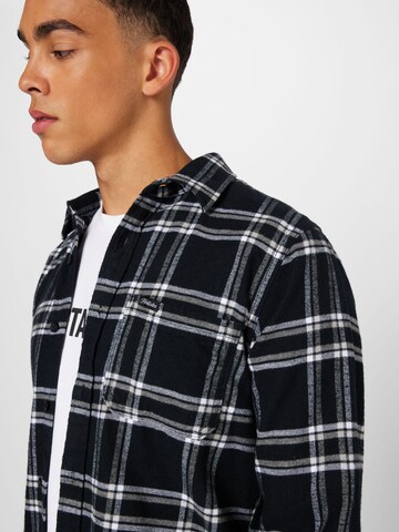 HOLLISTER Regular fit Button Up Shirt in Black