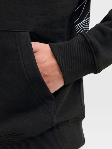 Sweat-shirt 'JJAW25' JACK & JONES en noir