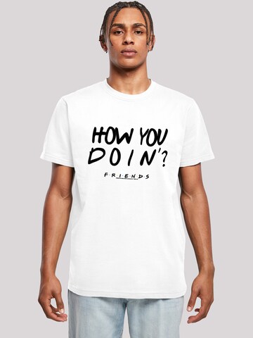 F4NT4STIC Shirt 'Friends How You Doin?' in Wit: voorkant