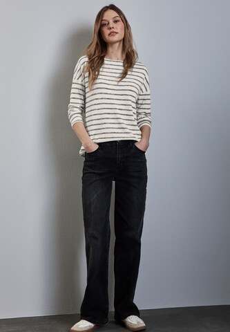 STREET ONE Gestreiftes Shirt in Beige