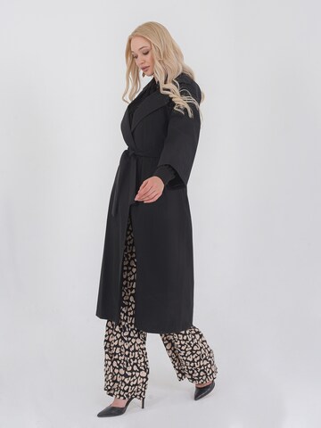 FRESHLIONS Between-Seasons Coat 'Noelia' in Black