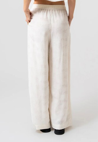 OH APRIL Regular Hose in Beige
