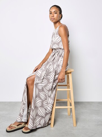 Apricot Dress ' ' in Grey